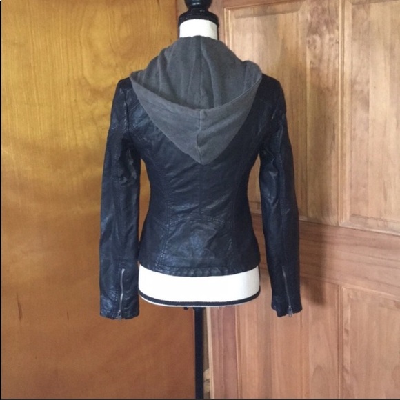 SOLD  Free People Vegan Leather Jacket Sz 10 - Picture 4 of 7